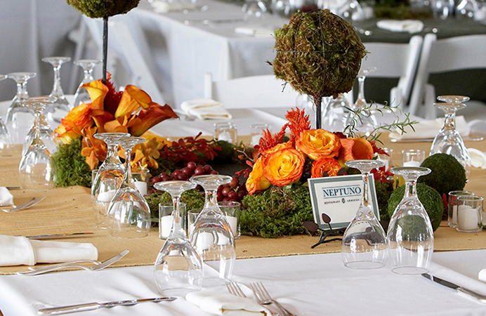 Neptuno, Arroceria cerca de Cálig. Mesas muy bien preparadas.